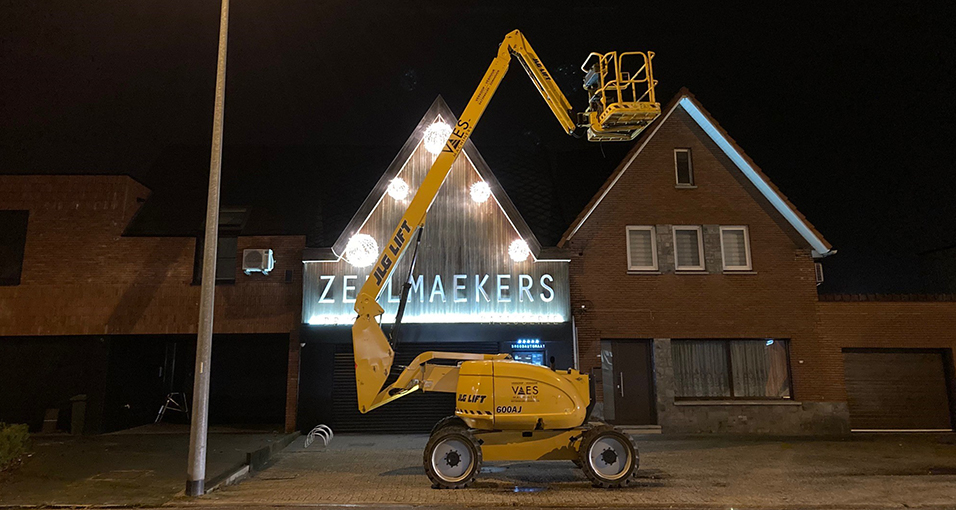 Werker op hoogte